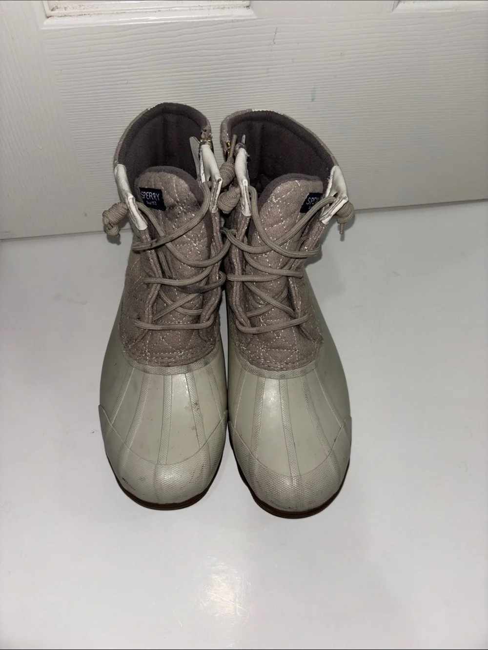 Sperry Women's Light Gray Quilted Waterproof Duck Boots